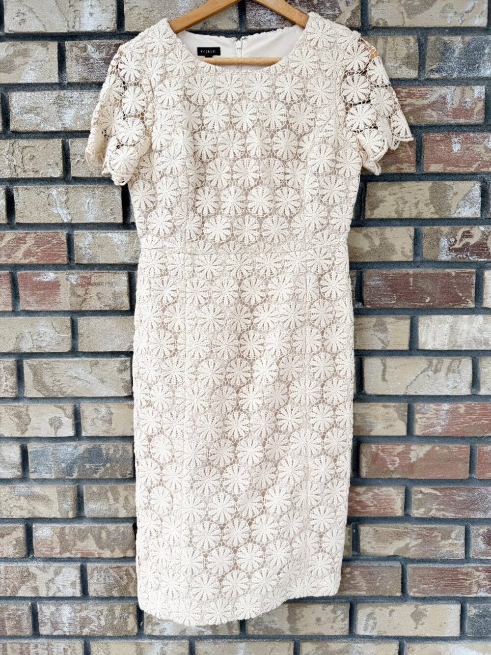 Talbots Crochet Lace Shift Dress - Beige / Cream - Size 2